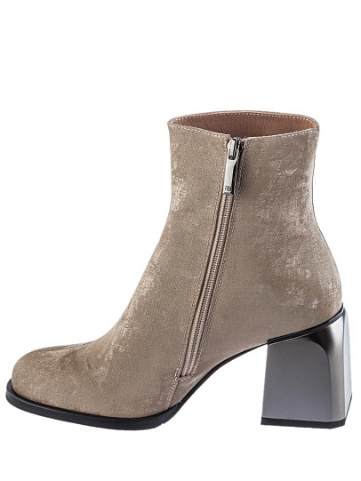 71656-F12-H2830 Ботинки