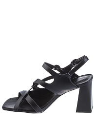 947012/02-01 Босоножки