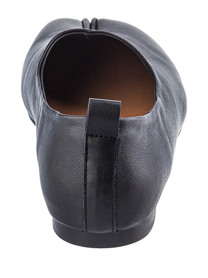 CM24A003-18-1 Балетки